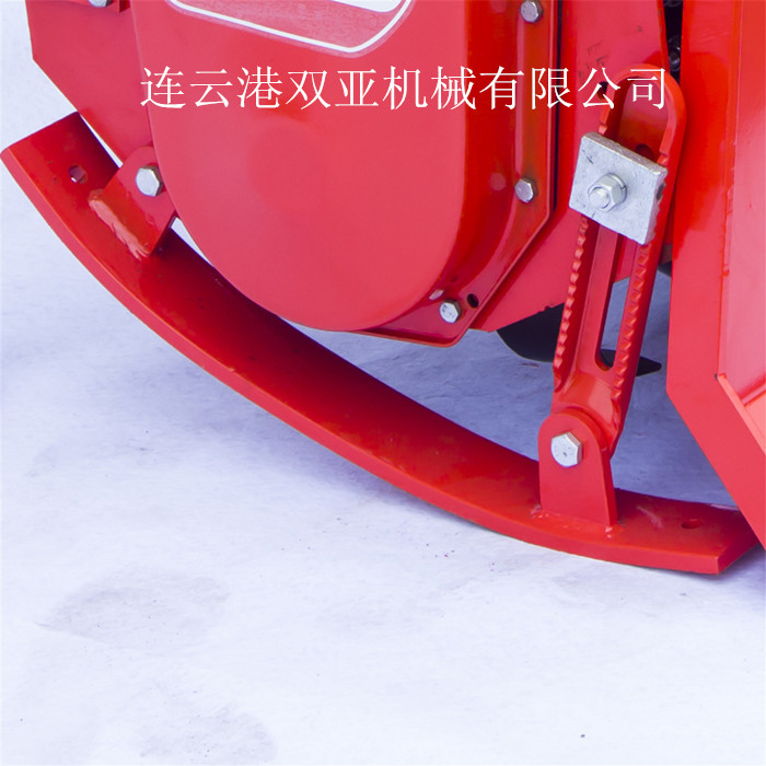 1GK通轴变速旋耕机 1GK通轴变速旋耕机